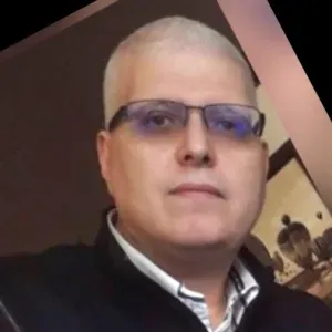 Enseignant depuis de nombreuses années donne cours privés