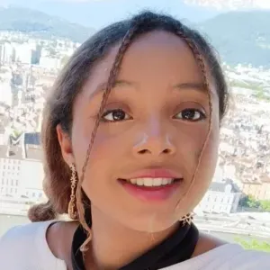 Votre baby-sitter en région parisienne !