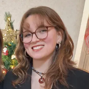 Baby-sitter étudiante à Lyon :)