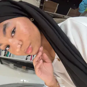 Jeune baby-sitter motivée avec expérience à Fléac