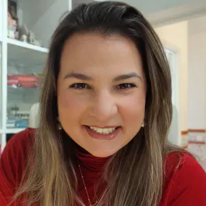 Babisitter em Algés/Miraflores 