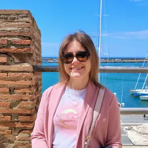 Babysitter da anni a Pisa, con laurea magistrale 