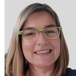 Aide à domicile séniors – Parthenay et alentours – CESU+ ✅