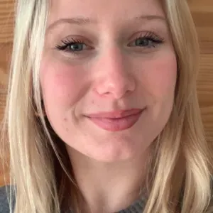 Pet-sitter Bordeaux 🐾  Balades, soins et câlins 💕