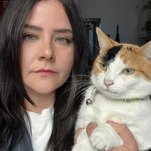 Amoureuse des animaux à Toulouse – sérieuse et attentive