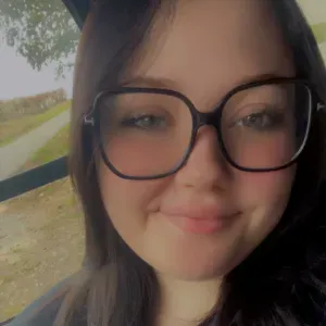 Baby-sitter expérimenté à Charleval.