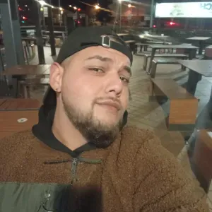 Milko-Ménagère-sur-bordeaux...