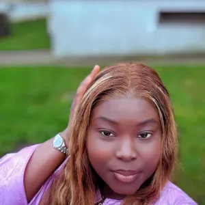 Baby sitter expérimentée en île de France 