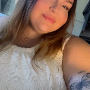 Baby-sitter expérimenté à saint Félix Charente maritime 