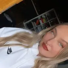 Auxiliaire de vie/aide ménagère