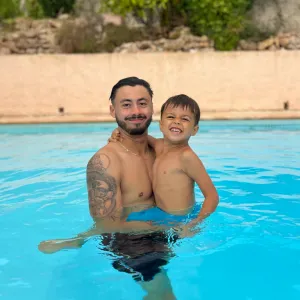 Je cherche une baby sitter 