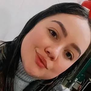 Empregada de limpeza responsável 