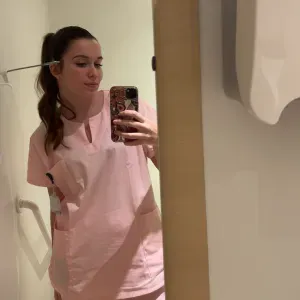 Baby sitter disponible sur bastia et en balagne également 