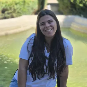 Babysitter com experiência em loures