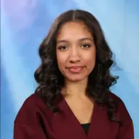 Baby-sitter douce et créative dispo soirs & week-ends 