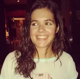 Busco trabajo de niñera