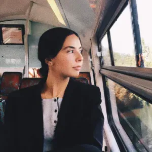 poste de garde d'enfants et soutien scolaire