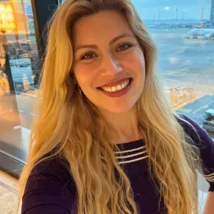 Pflegehelferin-Betreuerin-Haushelferin