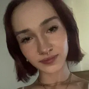 Baby-sitter temps plein à Caen ! 