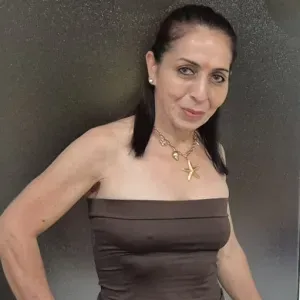 Me Ofrezco como Externa, interna o Horas