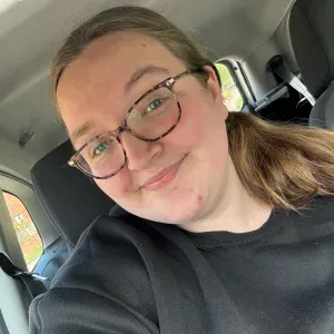 Experienced babysitter looking for more families