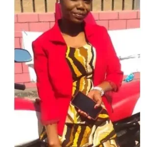 I m looking for a job of babysitter ,i love children more