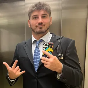 Cerco servizio pulizia casa e stiro panni