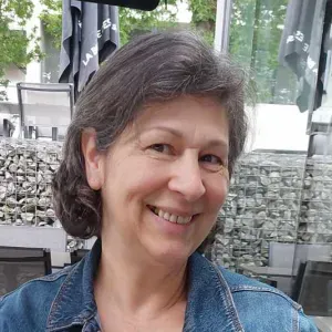 Garde d'enfant à domicile, expérimentée 