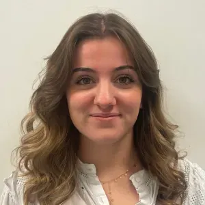 Pet-Sitter Paris 12e :Disponible en semaine et le week end😸