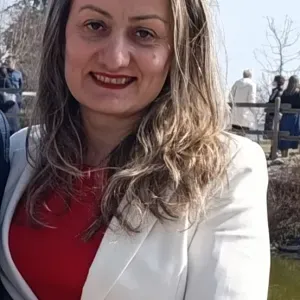 Offro servizio di pulizie domestiche.