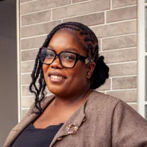 Baby-sitter expérimentée à Paris