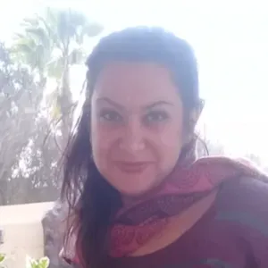 Baby-sitter attentionnée - enseignante pour enfants 0–12 ans