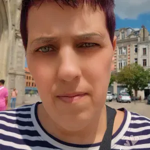 Baby sitter tourcoing  aime garder des enfants 
