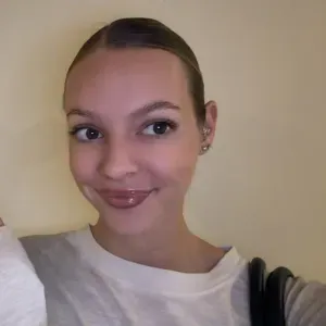 Babysitter ? Nanny expérimentée a Paris et 92