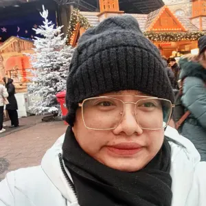 Chef cook,kitchen helper,dishwashing and cleaning ,