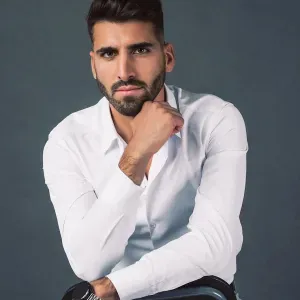 Procuro pessoa para ficar com a minha cadela uns dias 