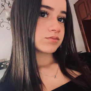 Babysitter jovem e amorosa em Viseu 