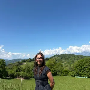 Babysitter con esperienza privata, pulizie casa. 