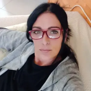 Addetta pulizie responsabile viareggio