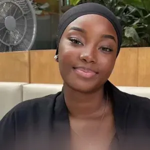 Baby-sitter sérieuse avec 3 an d'expérience 