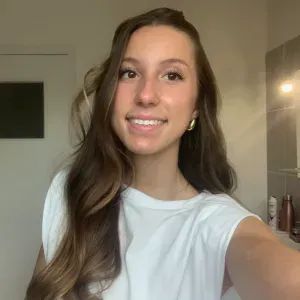 Baby-sitter aux alentours de Montfort sur Meu