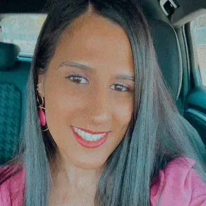 Empregada de limpeza responsável e com experiência