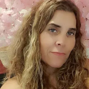 Empregada de limpeza e cuidadora de idosos em olhao fuseta