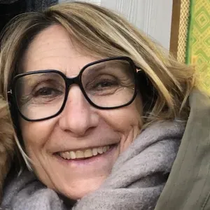 Pet-sitter amoureuse de nos petits amis à fourrure !