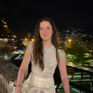 Experienced babysitter available part-time Bath