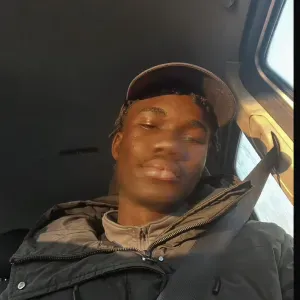 Étudiant sérieux et homme de ménage fiable à Paris !