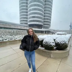 Amante de animais procura renda extra