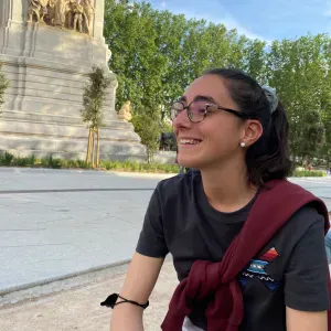 canguro muy trabajadora y comprometida 