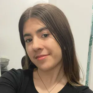 Baby-sitter en or ! (Bressuire/Poitiers et alentours)