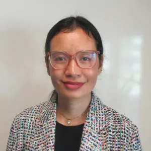 Experienced Babysitter looking for a job